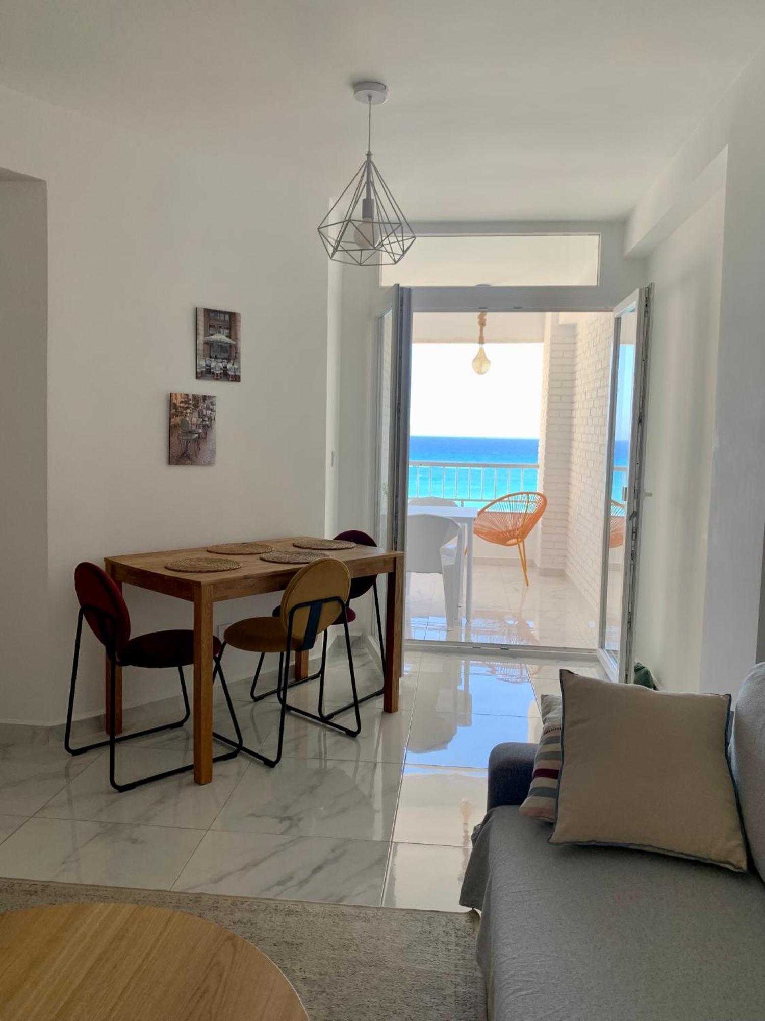 Beach Penthouse Торевьиа Экстерьер фото